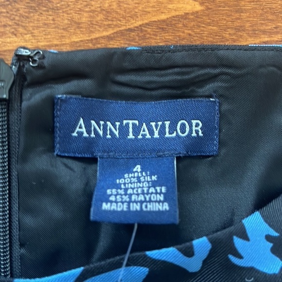 AnnTaylor Black and Blue Floral Bodycon Silk Dress Size 4 New with Tag - Picture 11 of 11